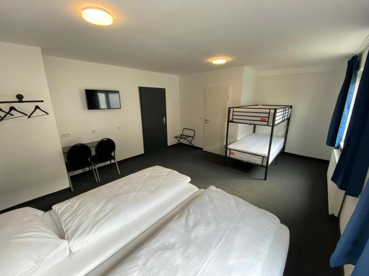 Hotel Zzzimple - Staffless & Self Check-In Pillig Exteriér fotografie