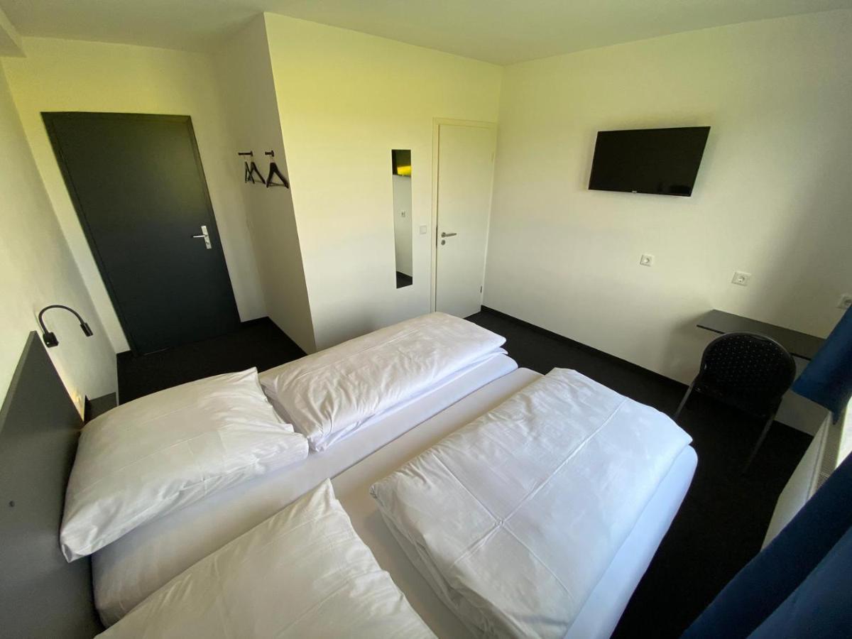 Hotel Zzzimple - Staffless & Self Check-In Pillig Exteriér fotografie